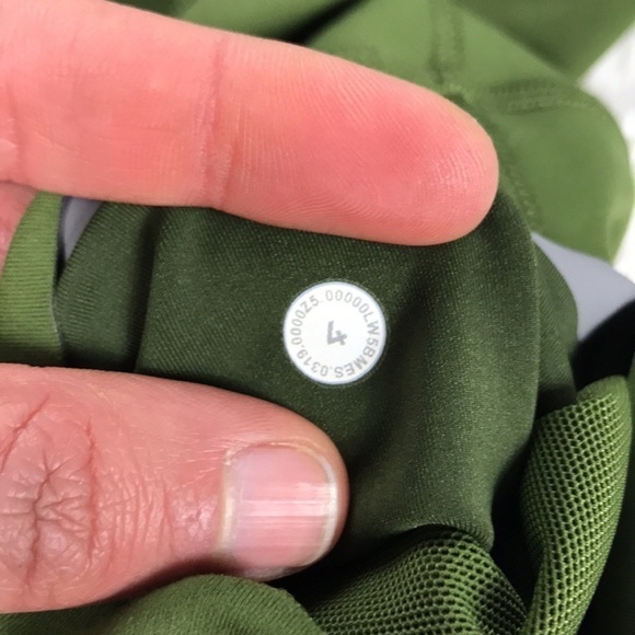 Lululemon In Movement Tight 25" *Everlux Everglades - Picture 6 of 8